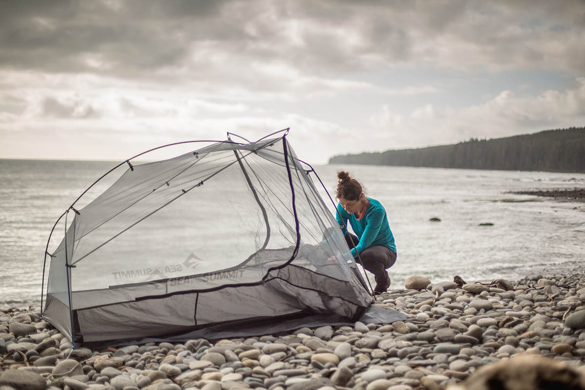 Backpacking tent (pitching Sea to Summit Alto TR2)